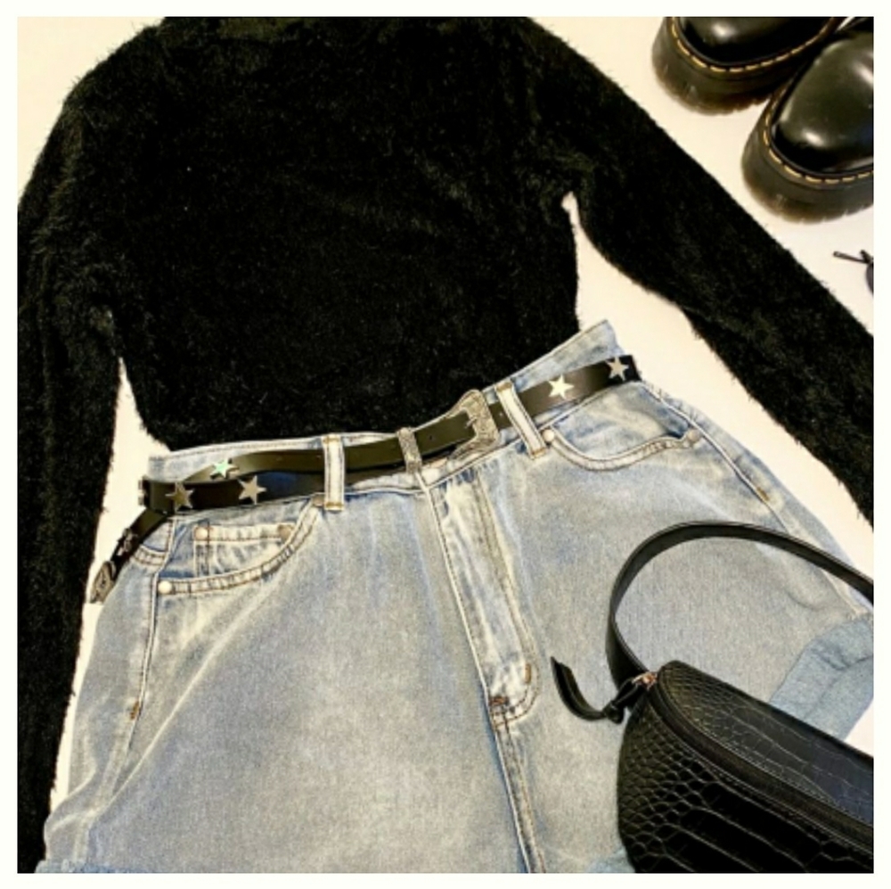 💥Fluffy Black Long Sleeve Crew Neck Cropped Top - Picture 3 of 9